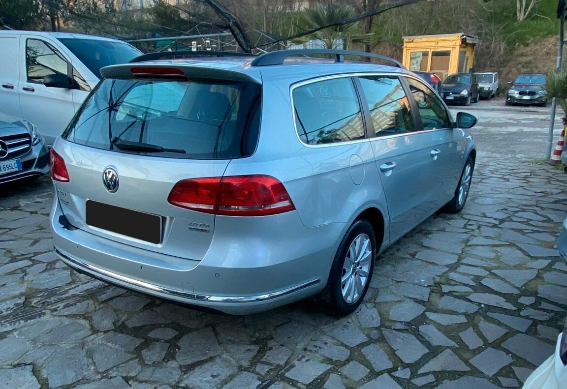 Volkswagen Passat 2.0 TDI DSG Highline BlueM. Tech.