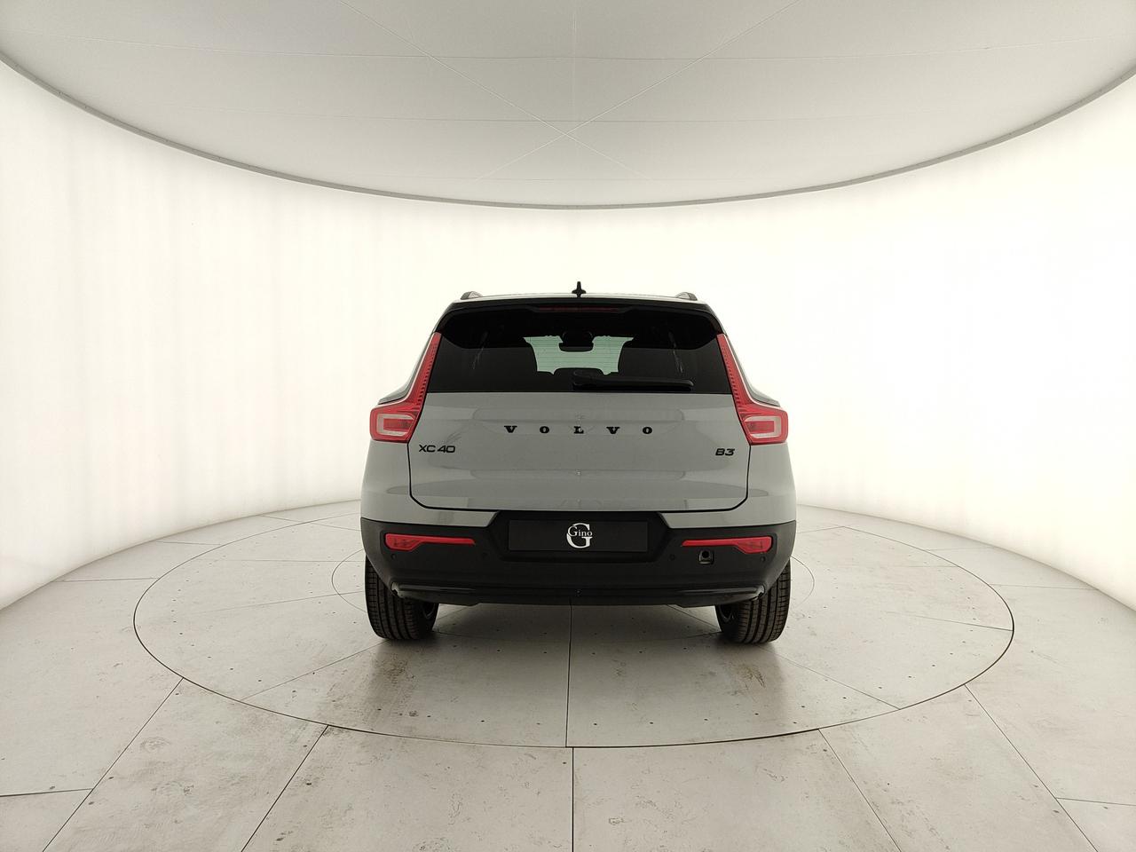 VOLVO XC40 2.0 b3 Plus Black Edition auto