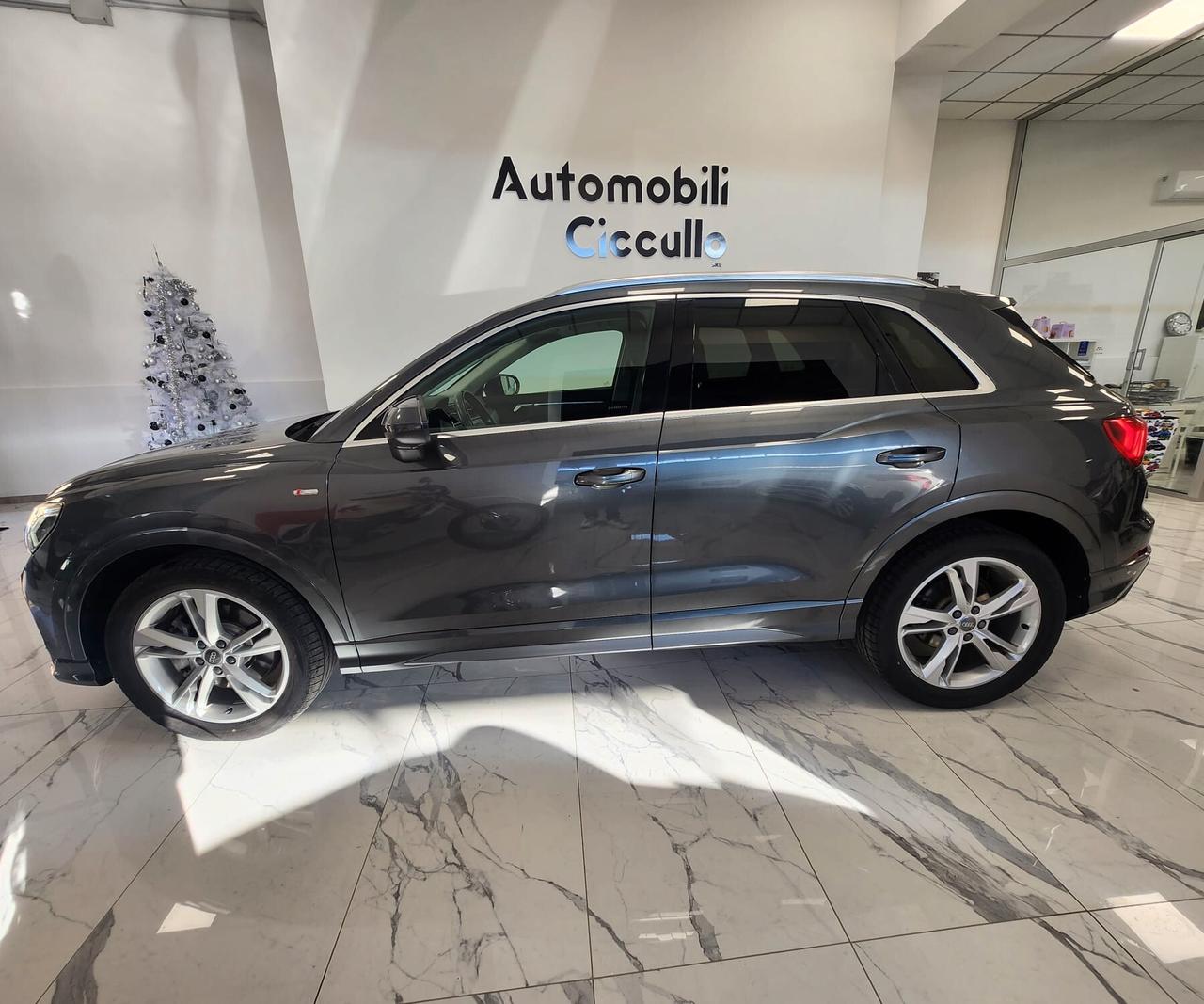 Audi Q3 S-LINE