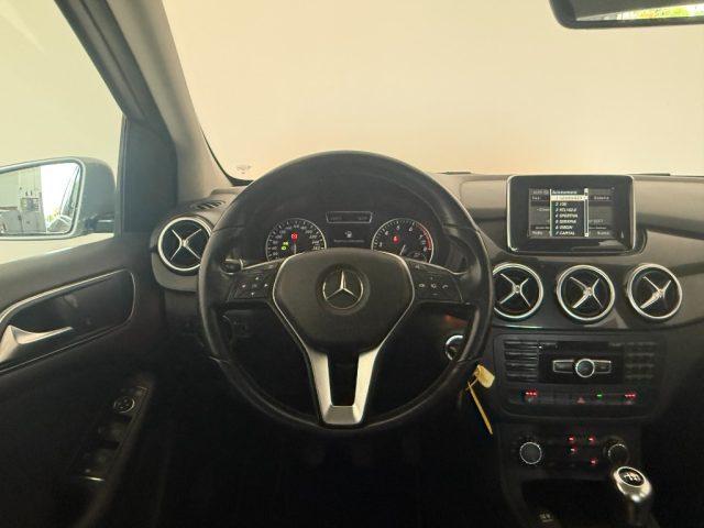 MERCEDES-BENZ B 180 Executive
