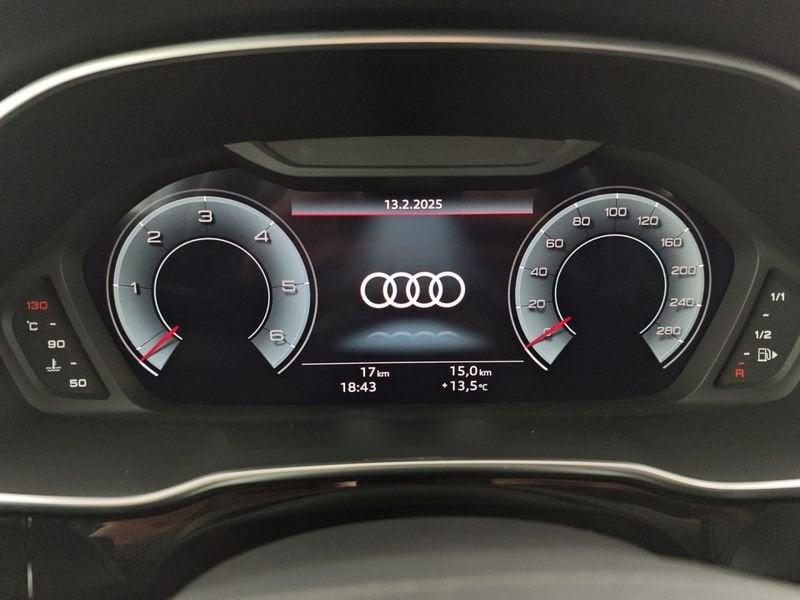 Audi Q3 SPB 40 TDI quattro S tronic Identity Black