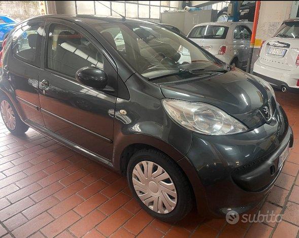 Peuge 107 I.O 68CV 5P PLAISIR Automatica