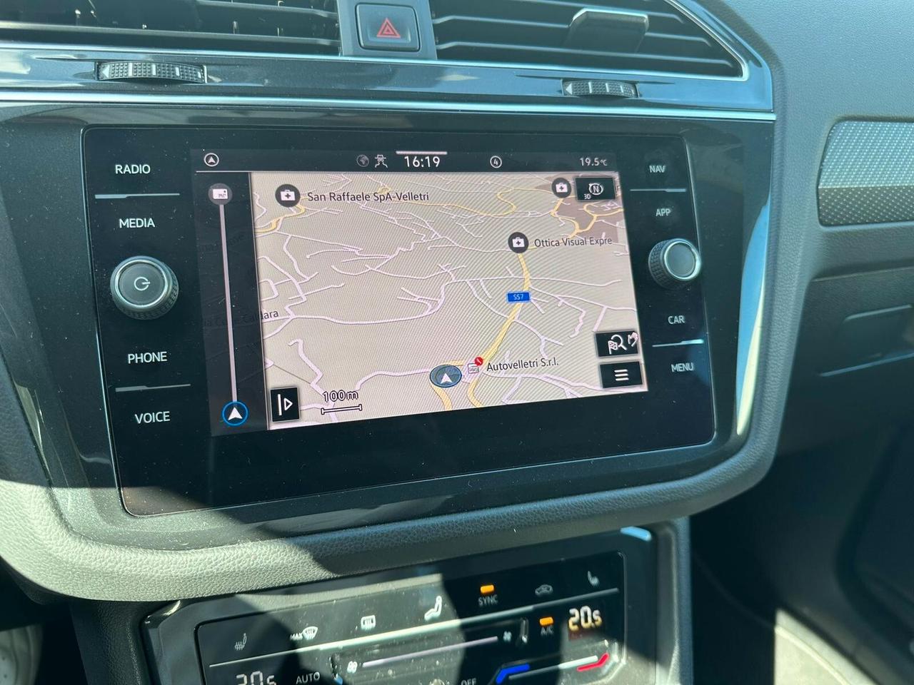 Volkswagen Tiguan 2.0 TDI 150 CV SCR DSG R-Line