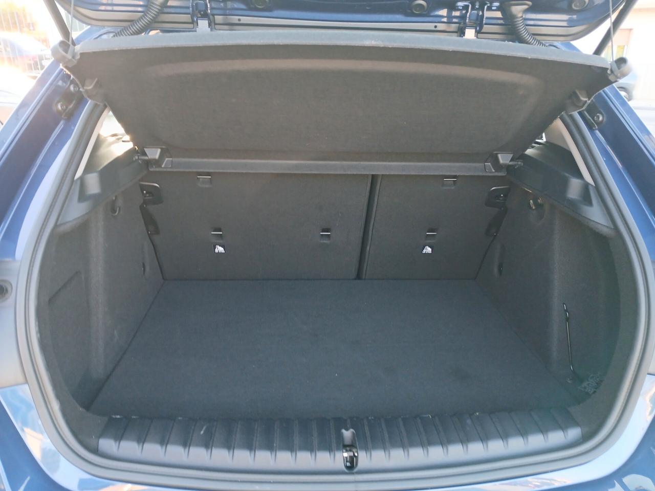 BMW 116 116i ADVANTAGE BENZ AUTO 2023
