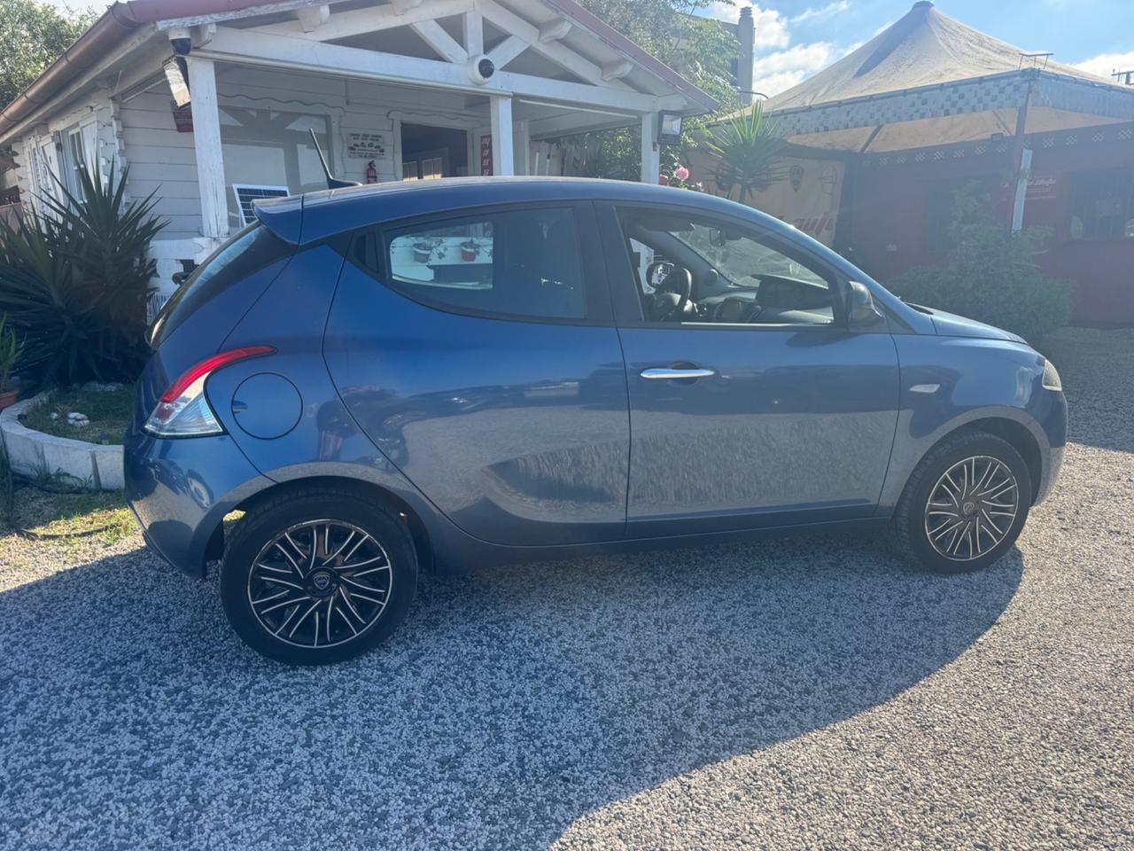 Lancia Ypsilon 1.0 Hybrid Gold Plus PREZZO REALE