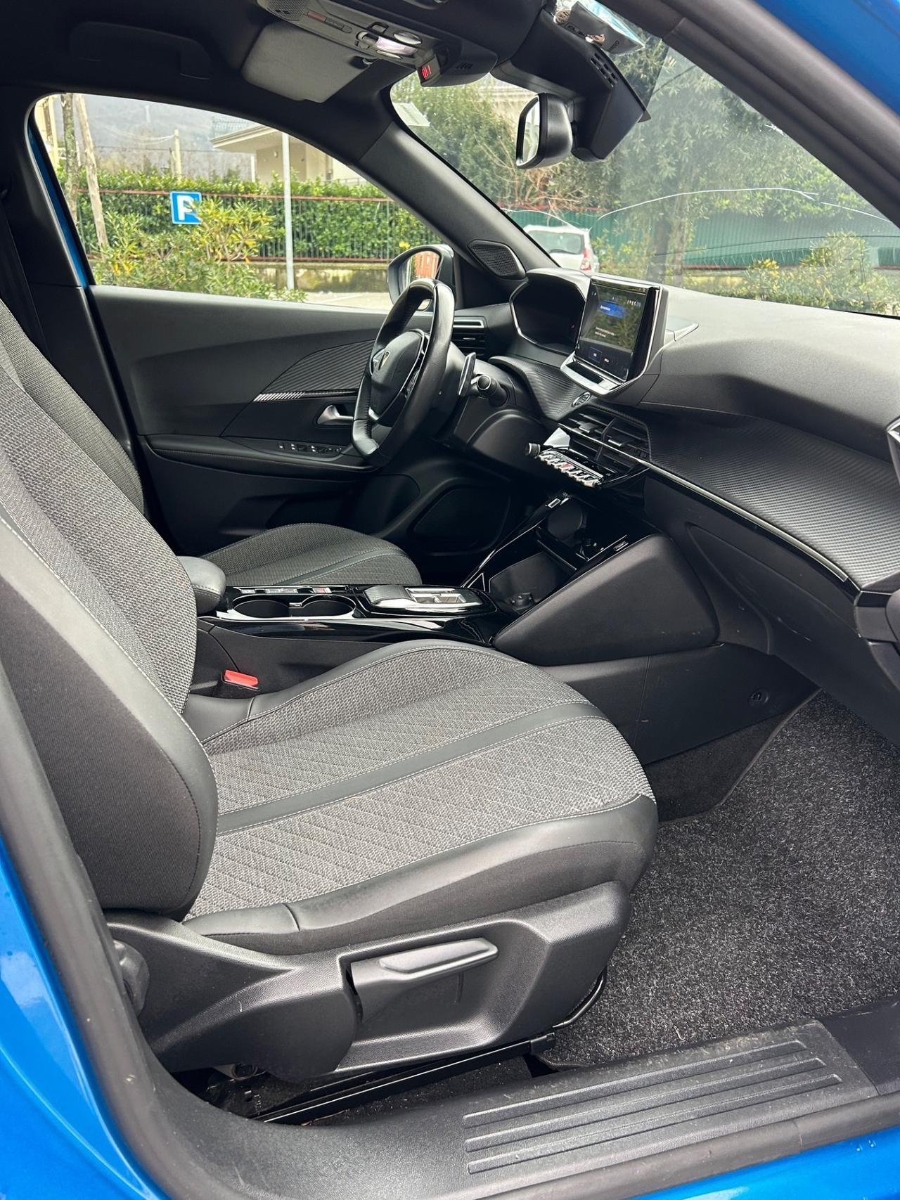 Peugeot 2008 BlueHDi 130 EAT8 GT - 2023