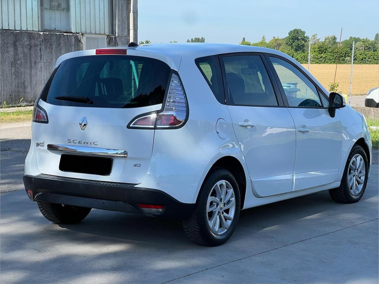 Renault Scenic Scénic XMod 1.5 dCi 2012
