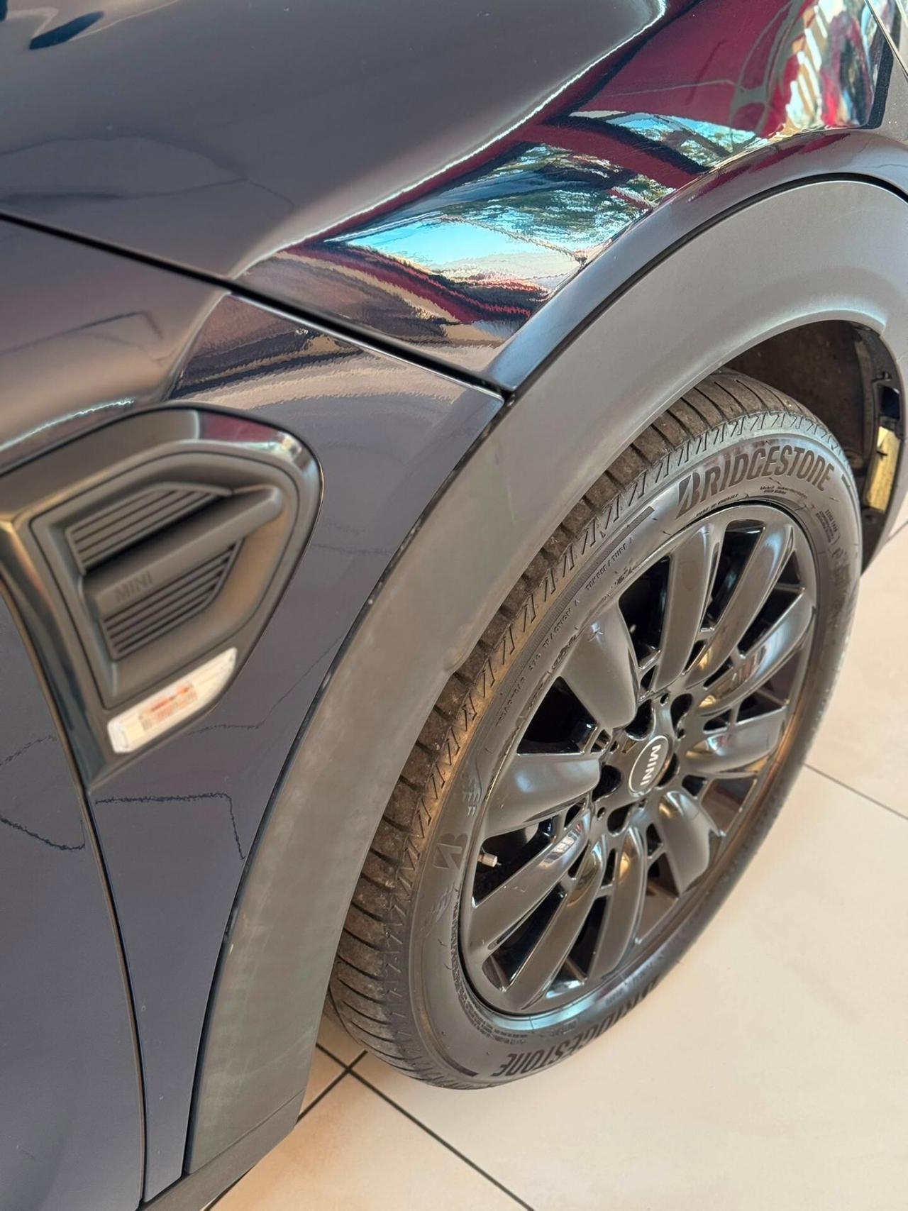 Mini One Countryman 1.5 Hype