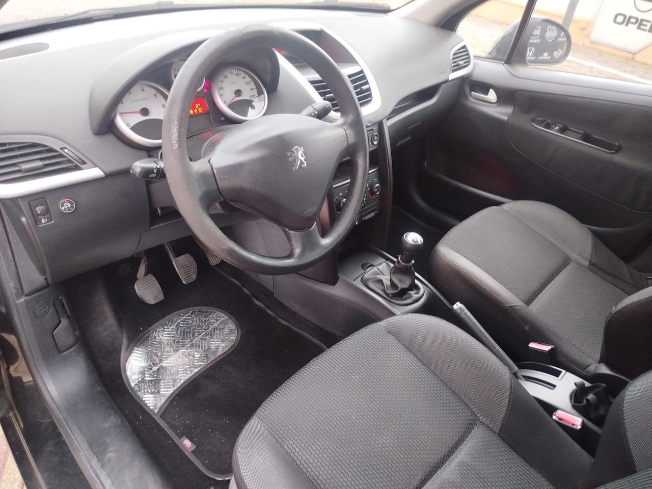 Peugeot 207 1.4 8V 75CV SW X Line ECO GPL