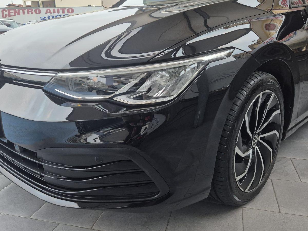VOLKSWAGEN - Golf - 1.5 TGI DSG Style