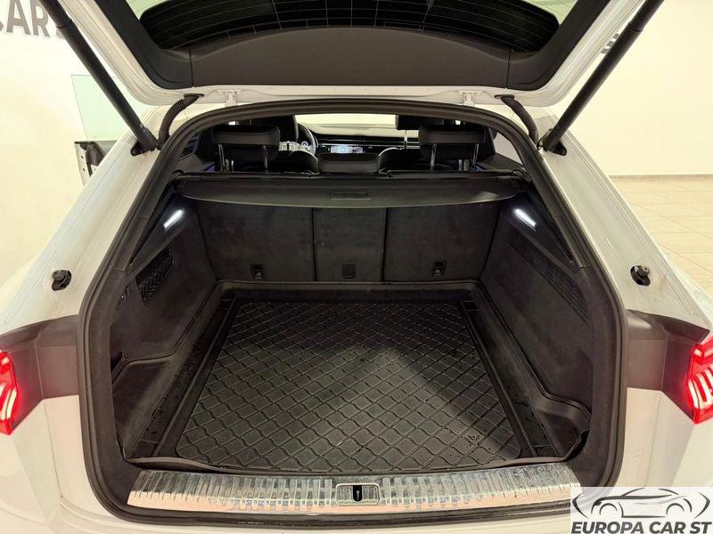 Audi Q8 50 TDI quattro tip. S Line Edition