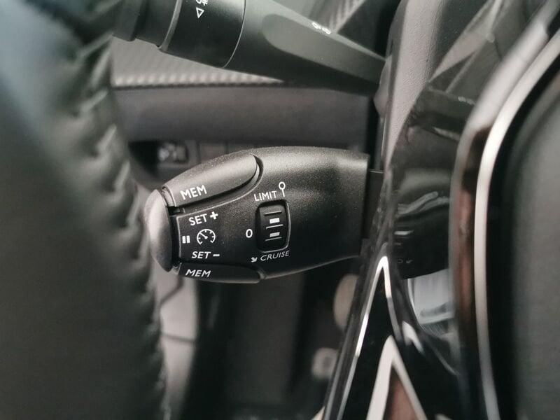 Peugeot 2008 2008 PureTech 100 S&S Allure