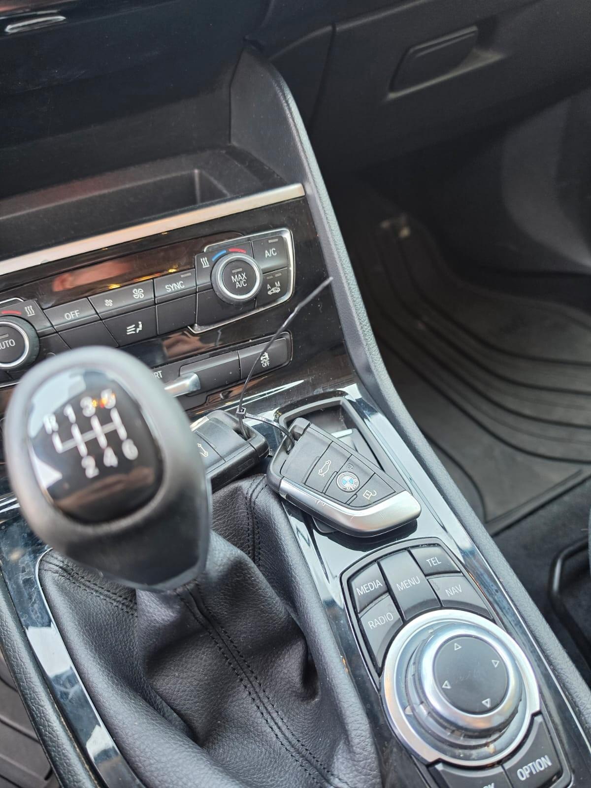 Bmw 2er Active Tourer 216d Luxury