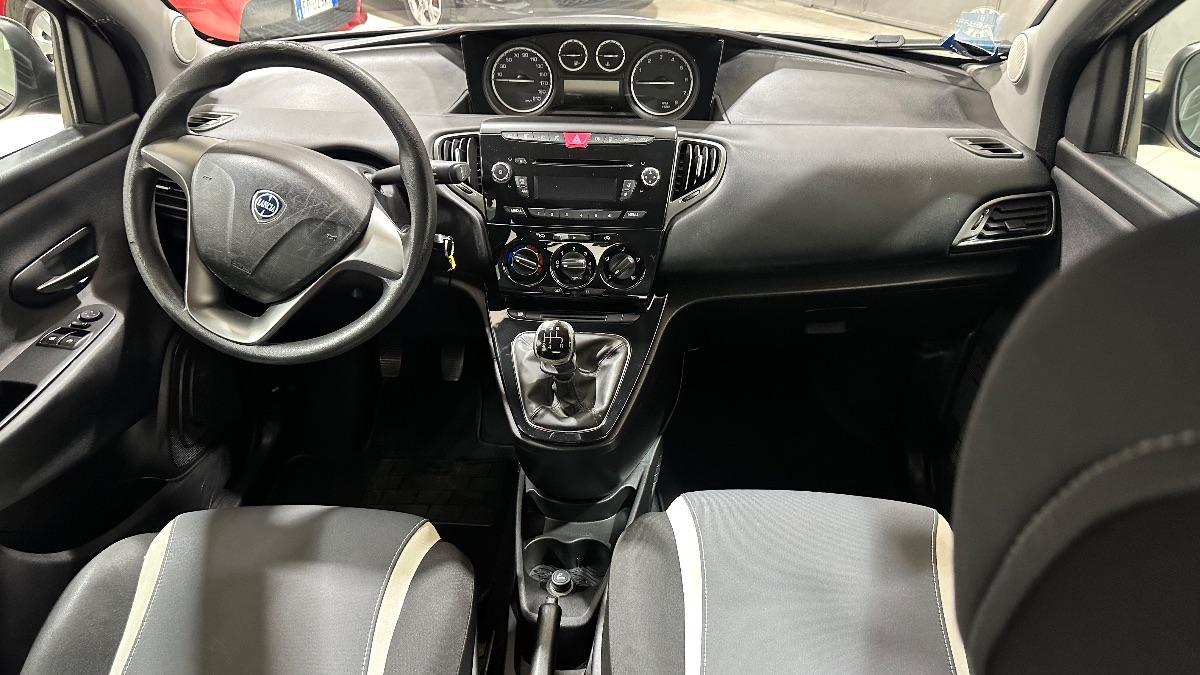 LANCIA - Ypsilon - 0.9 T.Air 80 CV 5p. Met.Ec. Pla.
