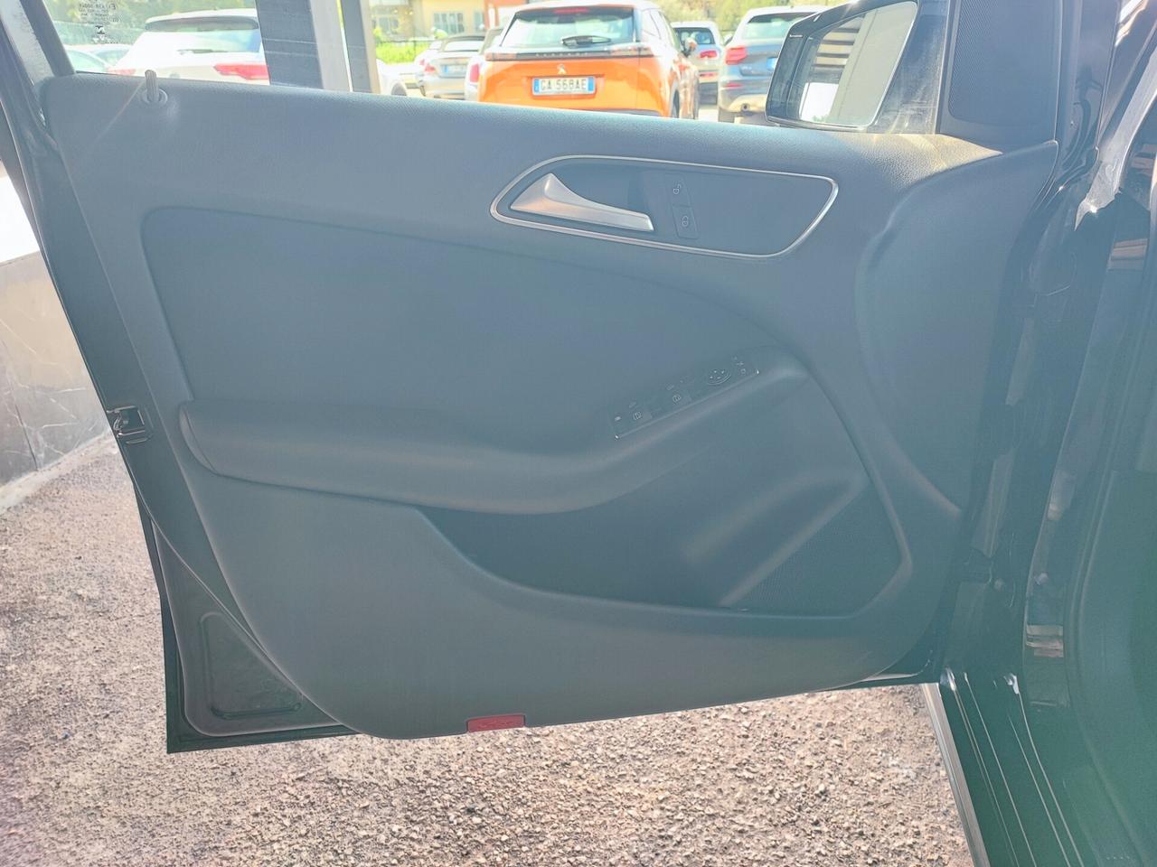 Mercedes-benz B 180 CDI Premium