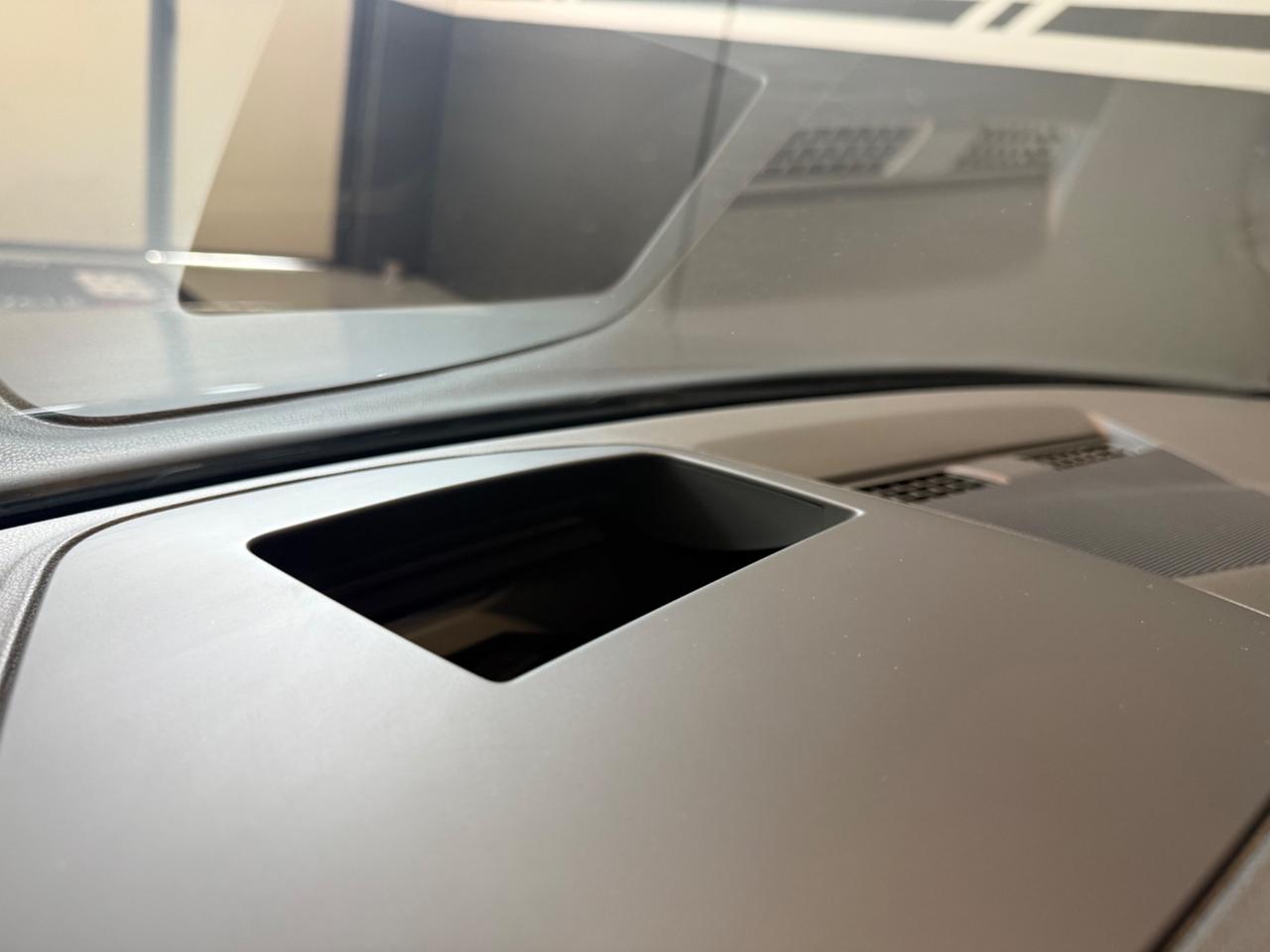 Volkswagen Golf R 4Motion Performance Akrapovic