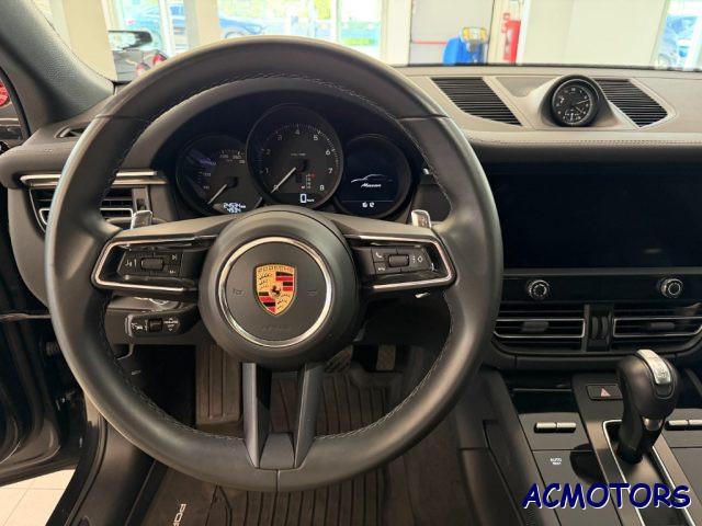 PORSCHE Macan 2.0