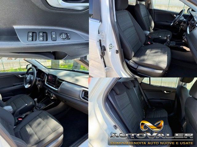KIA Stonic 1.0 T-GDi 100 CV MHEV iMT Style Sport