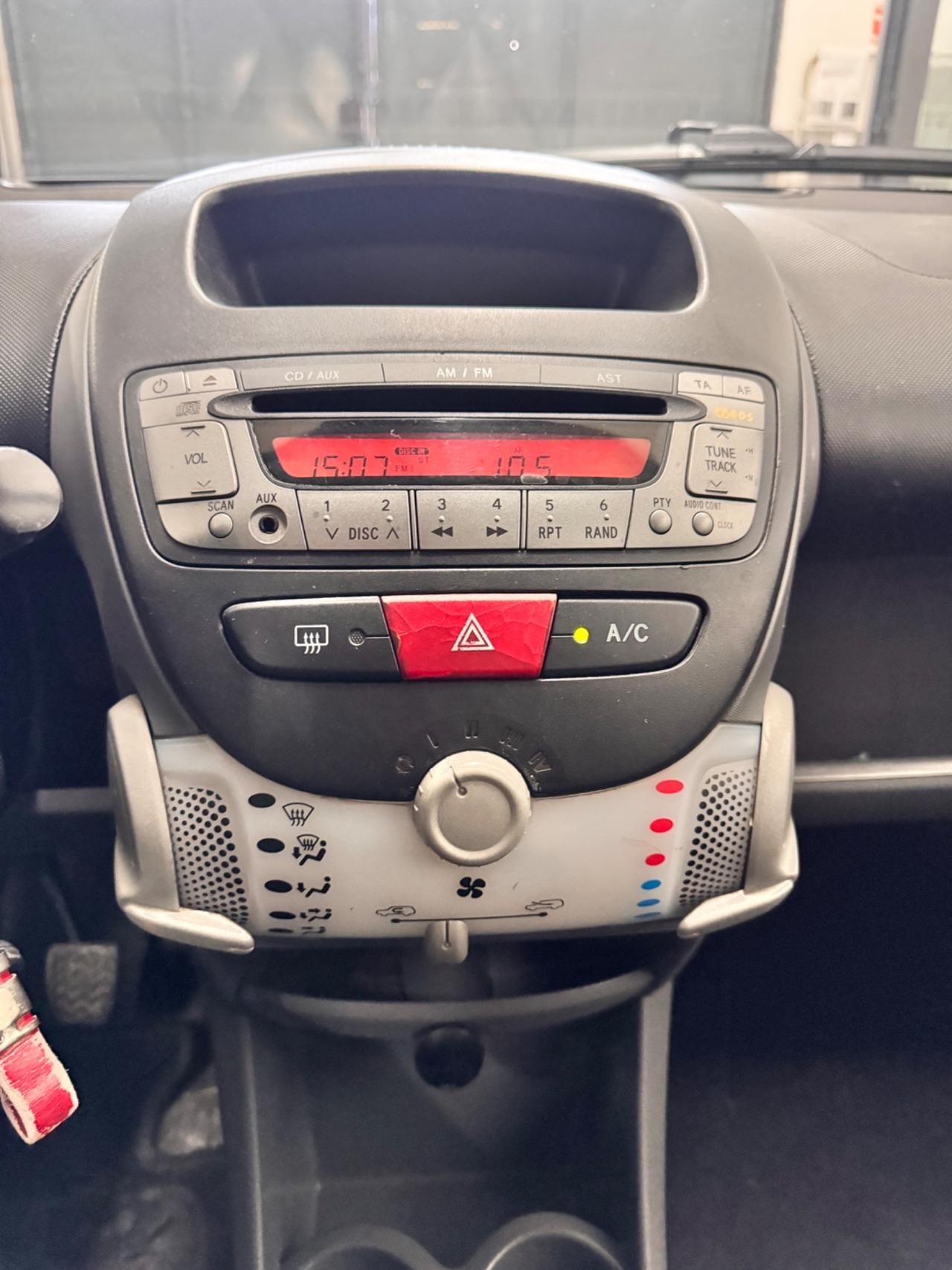 Citroen C1 1.0 68 Cv 5 Porte Seduction - 12/2011