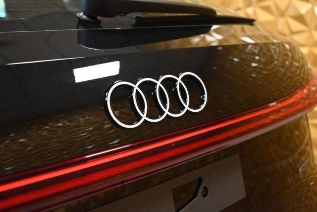 AUDI Q5 NUOVA SPB S-LINE ED.TDI Q.S-TR.RADAR 20"SCONTO27%!