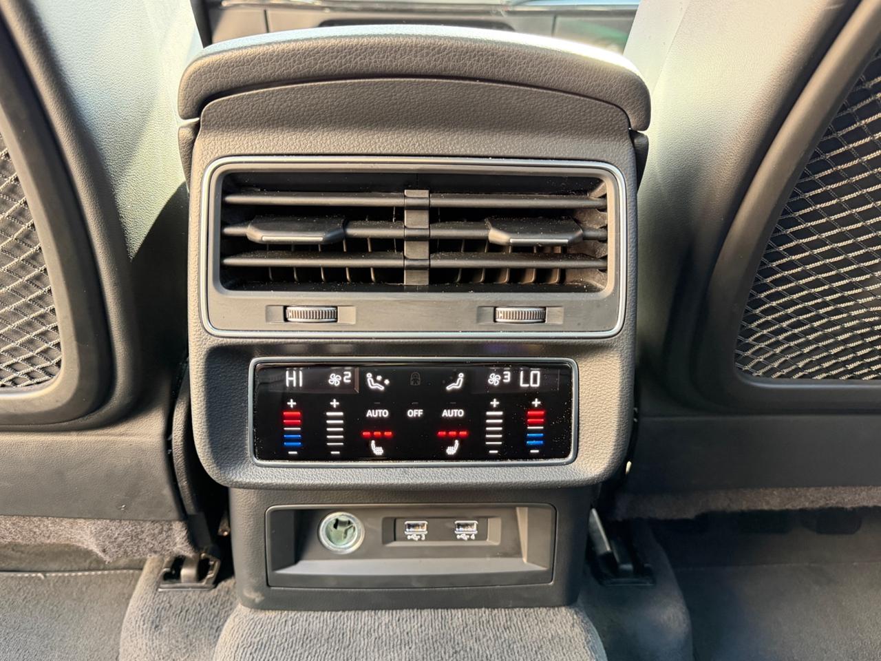 Audi Q8 50 3.0 tdi mhev Sport quattro tiptronic Extra Full