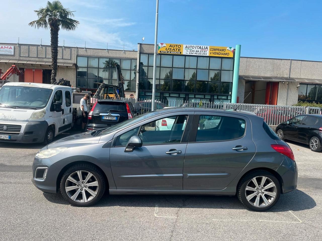 Peugeot 308 1.6 8V e-HDi 112CV 5p.