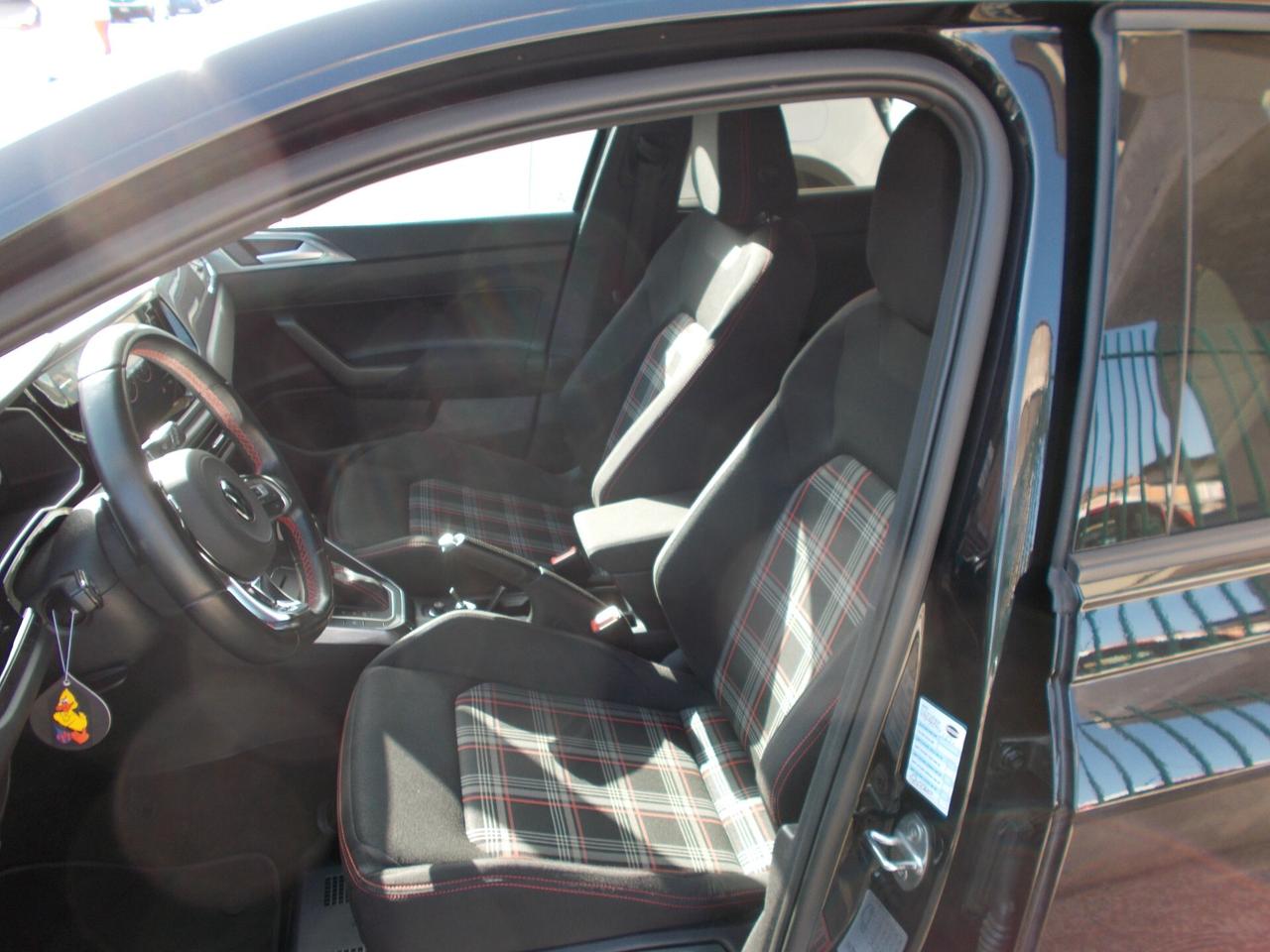 Volkswagen Polo 2.0 TSI DSG GTI