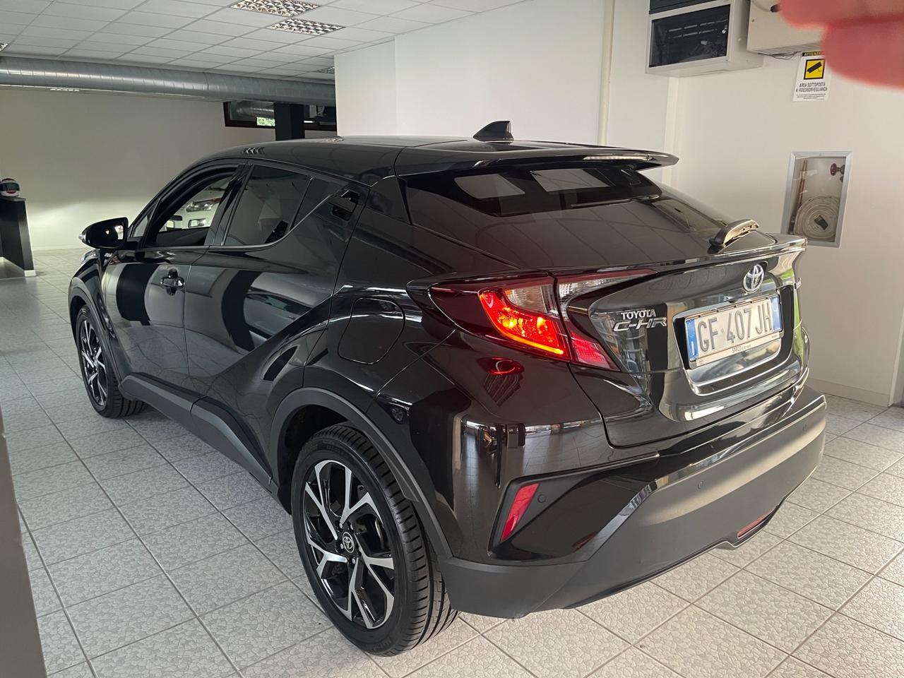 Toyota C-HR 1.8 Hybrid E-CVT Lounge