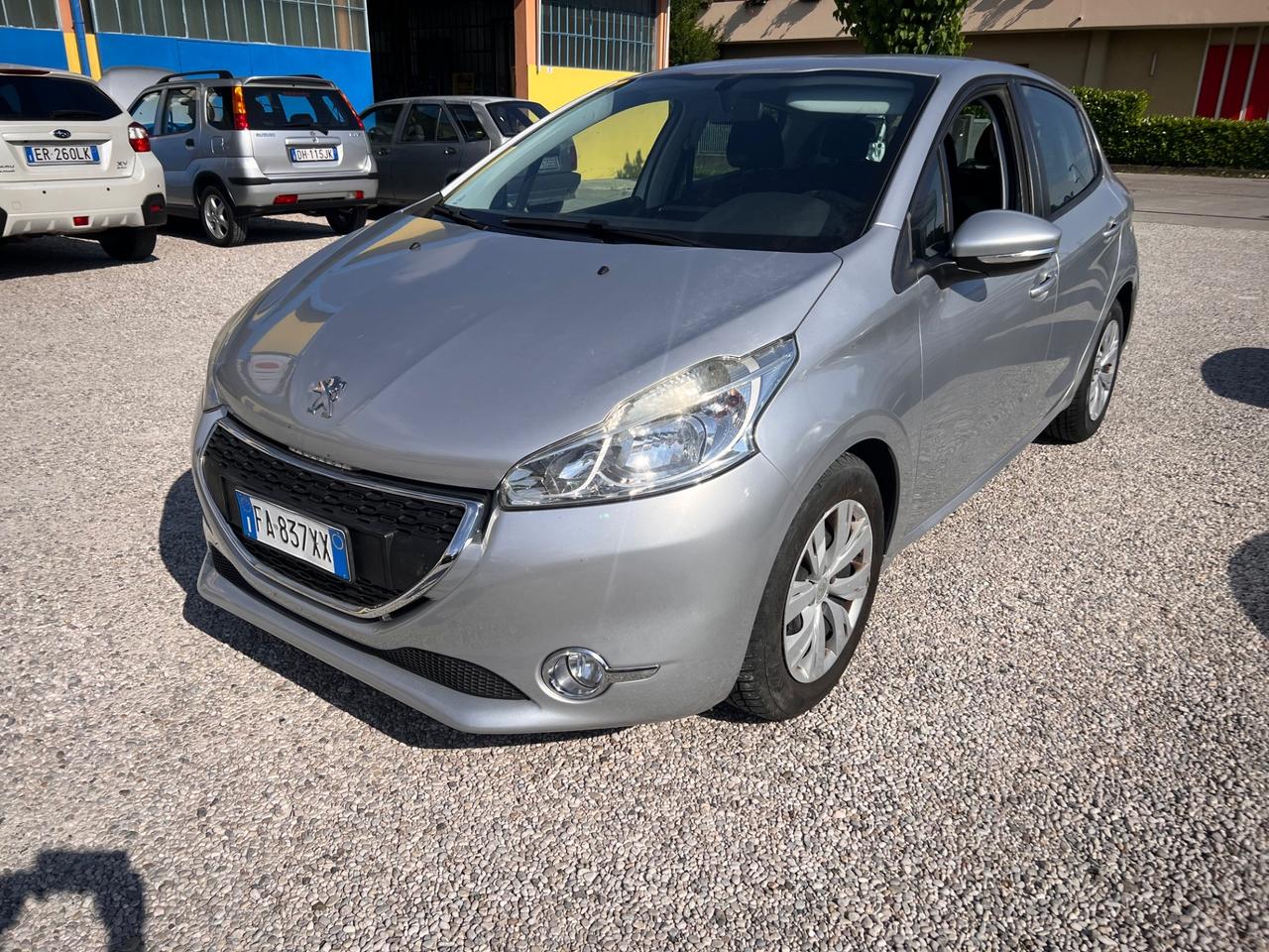 Peugeot 208 1.4 95 CV