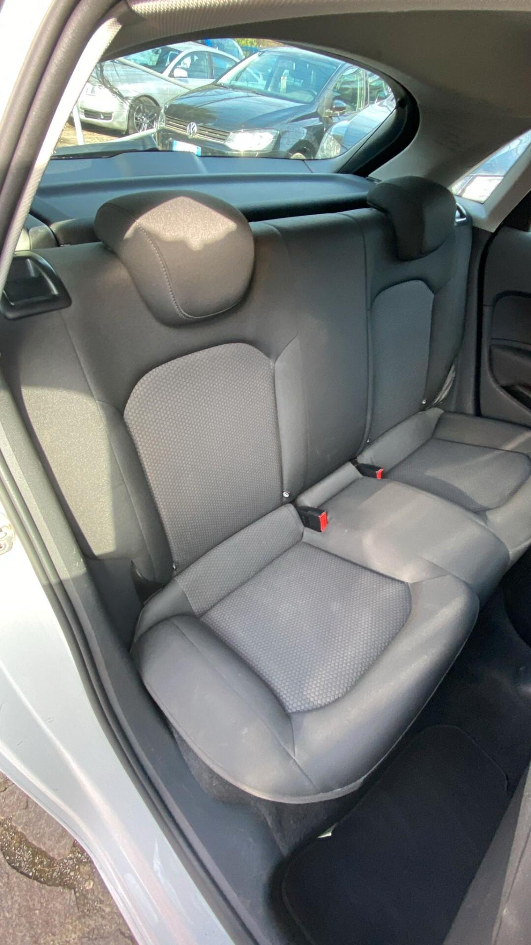 Audi A1 1.0 TFSI NEOPATENTATI