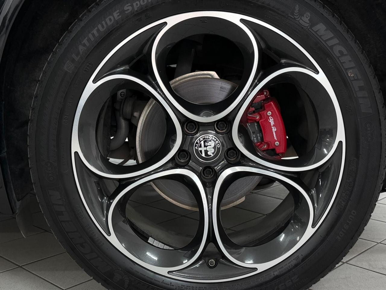 Alfa Romeo Stelvio 2.2 TD 210 CV VELOCE AT8 Q4 DISTRIBUZIONE ESEGUITA