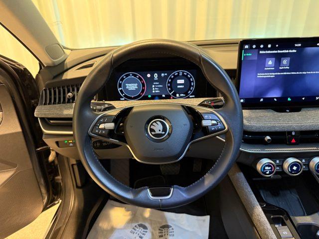 SKODA Superb 2.0 TDI DSG Wagon Selection Camera DAB+ LED Navi