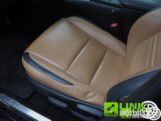 LEXUS NX 300h Hybrid 4WD Executive