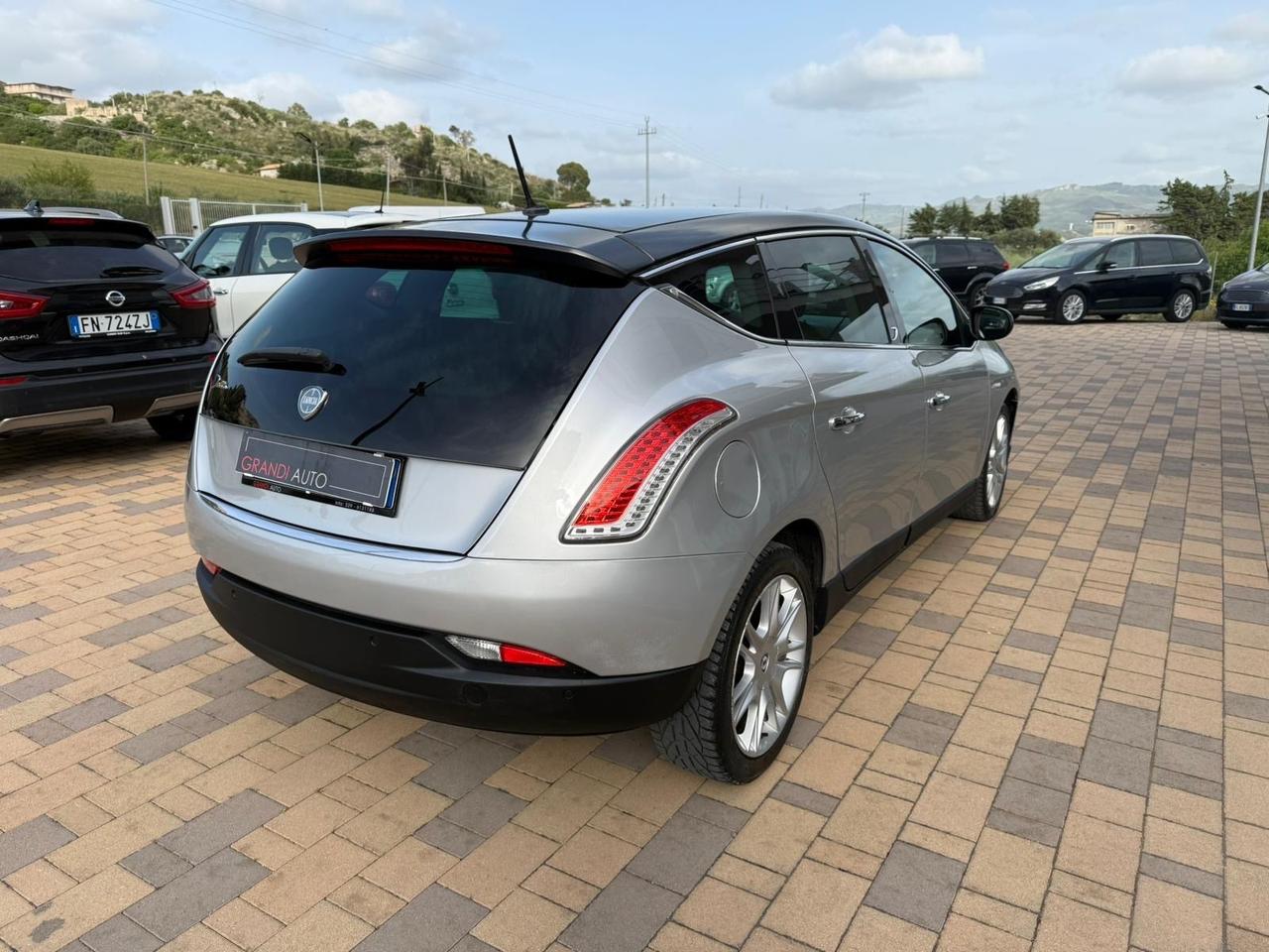 Lancia Delta 1.6 MJT DPF Silver