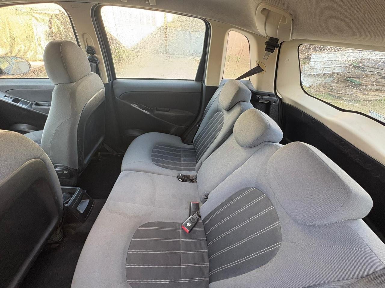 Lancia MUSA 1.4 8V Ecochic (GPL) Gold 2012 207.000 KM