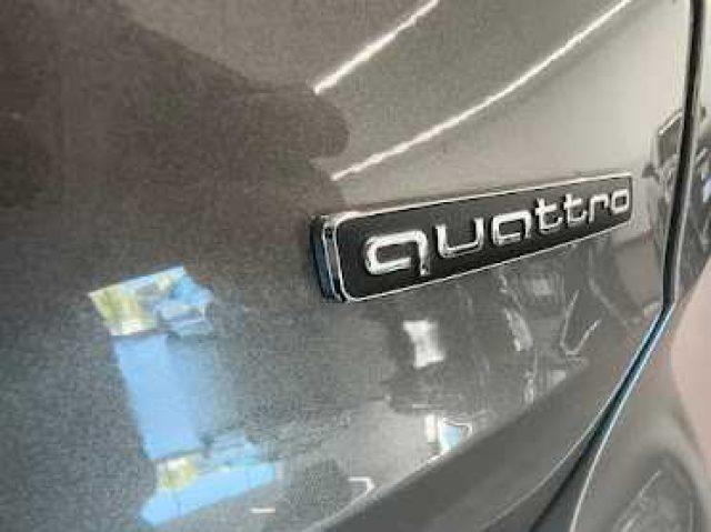 AUDI Q3 35 TDI quattro S tronic Business