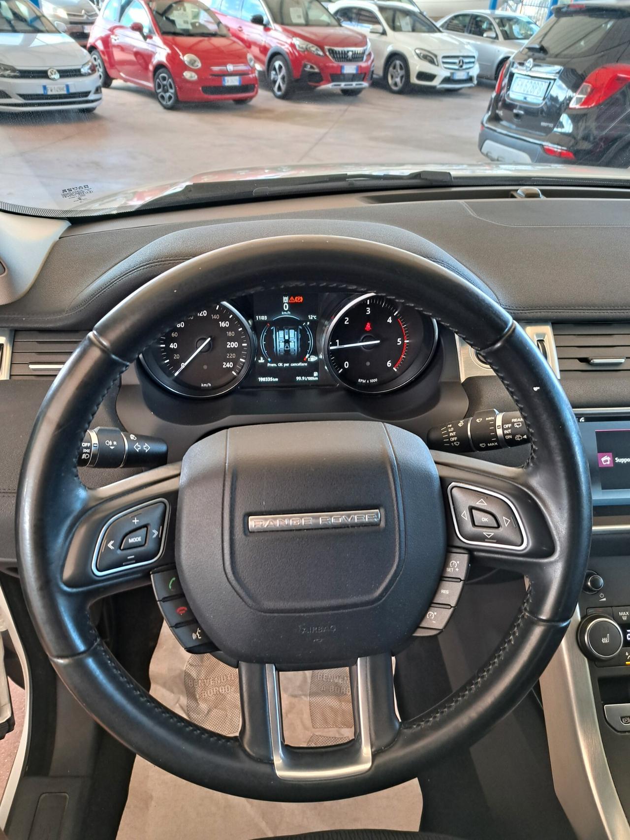 Land Rover Range Evoque 2.0 TD4 150 CV 5p. PURE