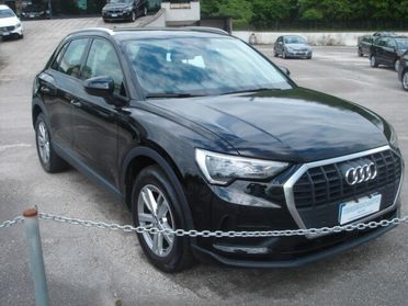 Audi Q3 2.0 TDI 150 CV S-tronic Business