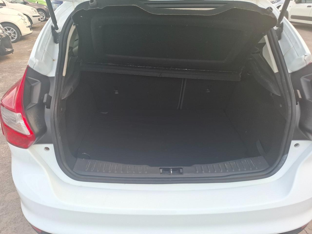 Ford Focus 1.6 TDCi 115 CV Titanium - 2011 BERLINA
