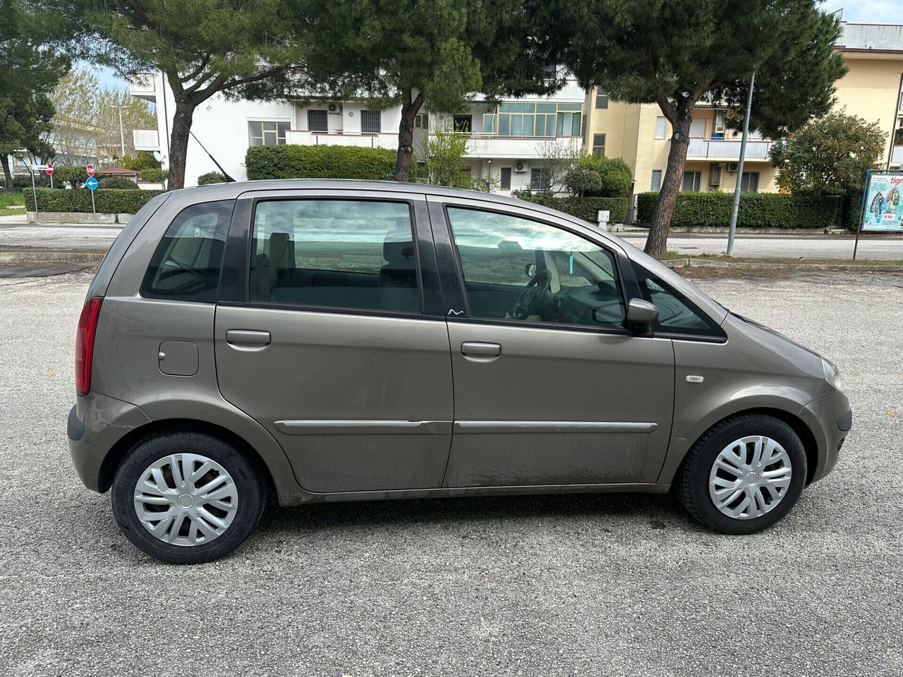 Lancia MUSA 1.3 Multijet 16V 90 CV neop. 2007