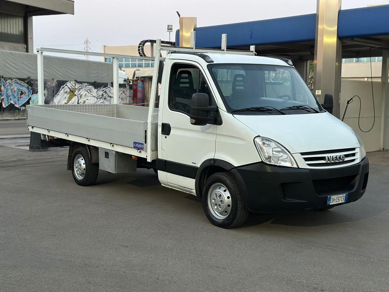 Iveco 35 s 12