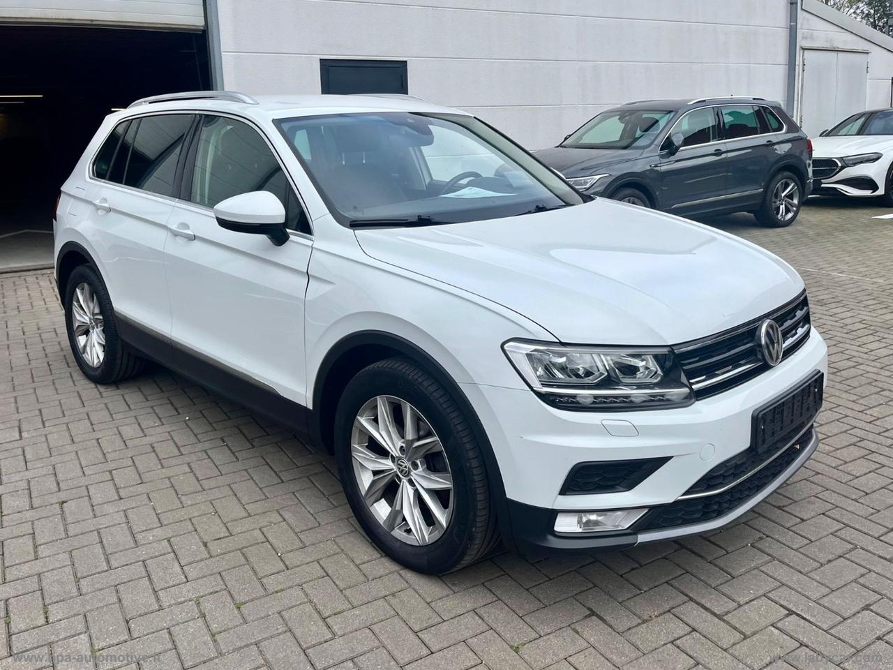 VOLKSWAGEN Tiguan 2.0 TDI HIGHLINE NAVI LED HEAD UP DISPLAY CERCHI 18