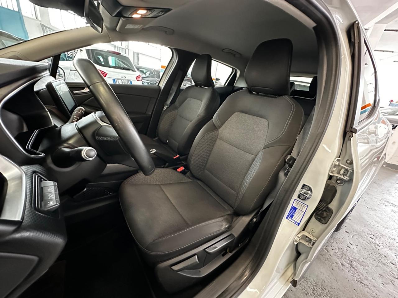 Renault Clio TCe 100 CV 5 porte Business