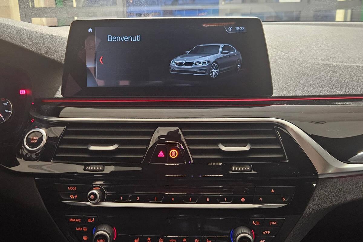 BMW Serie 5 Berlina 530e Luxury auto