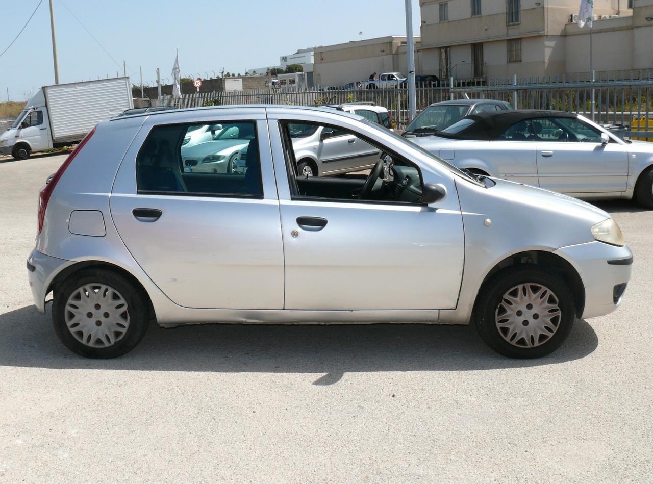 Fiat Punto Natural Power (M1372)