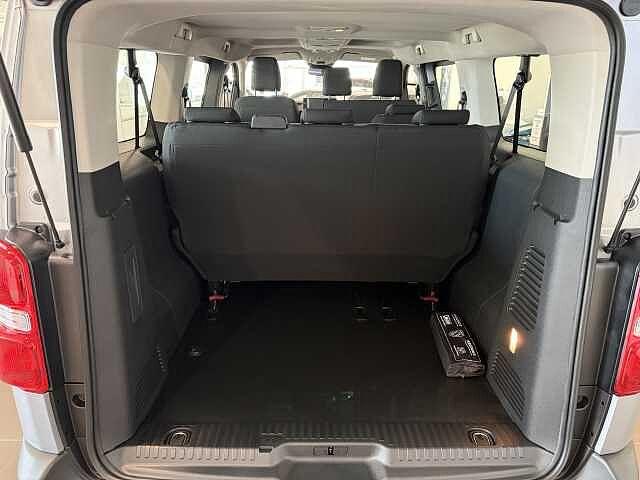 Peugeot Expert 2.0 BlueHDi 180 CV EAT8 Long