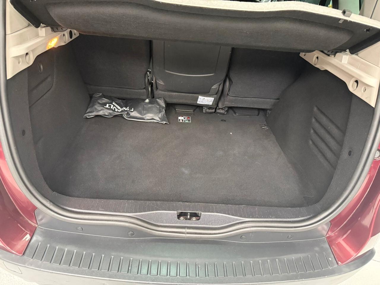 RENAULT SCÉNIC X-MOD 1.5 dCi 110CV – 06/2015 – 97.000 km – €7.900