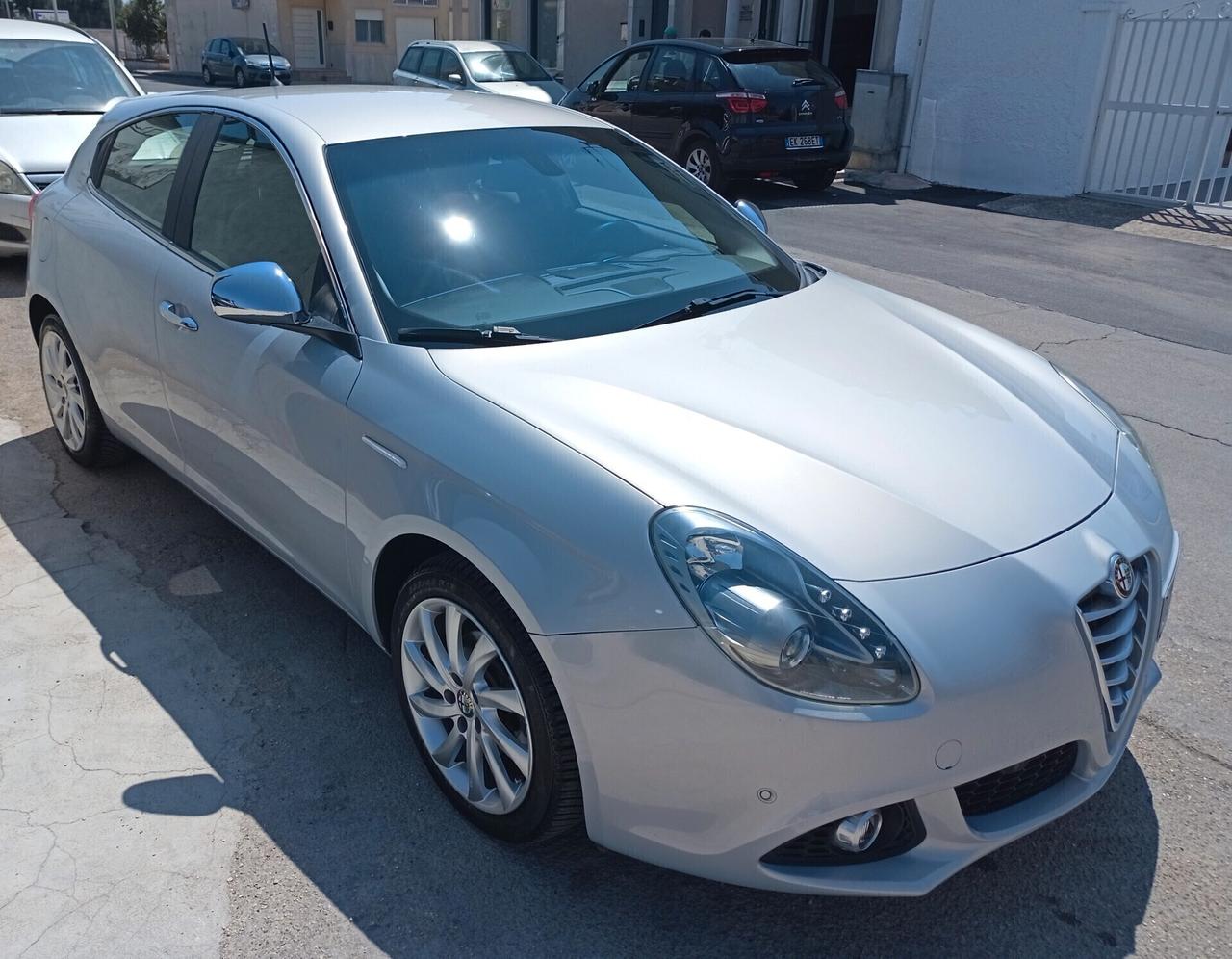 Alfa Romeo Giulietta 1.6 JTDm-2 105 CV Distinctive