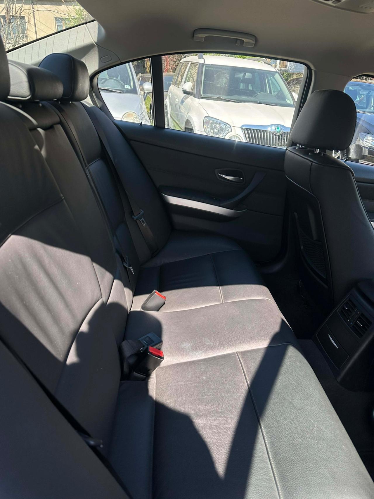 Bmw 320d FUTURA KMCERT GARANZ UNICOPR