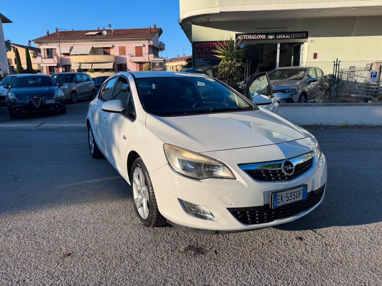 Opel Astra 1.4 100CV 5 porte Elective